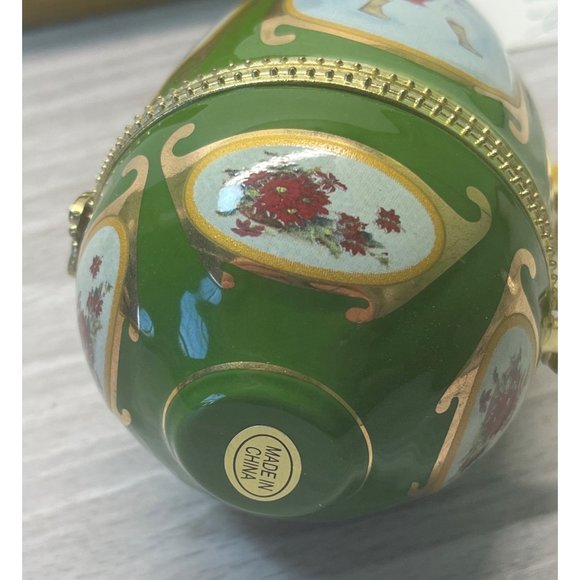 Mr Christmas Musical Egg Shaped Ornament Green Trinket Box Valerie Parr Hill - Picture 6 of 9